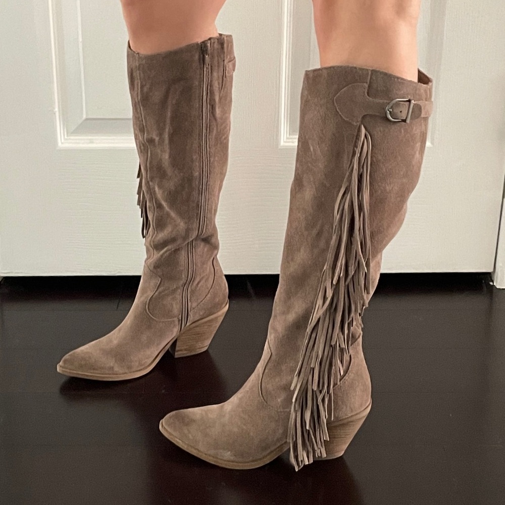 Western-style, fringe, suede leather boots
